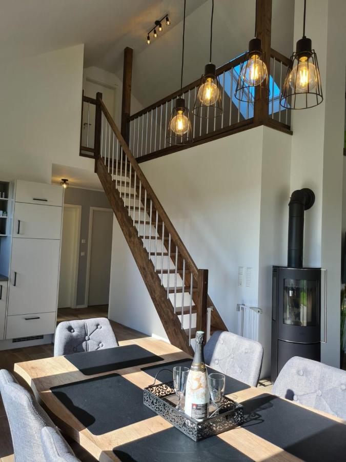 Haus Kuestenbrise - Urlaub Mit Hund An Der Kueste Mit Eigenen Garten, Sauna Und Gemuetlichen Kaminfeuer Schweiburg Ngoại thất bức ảnh
