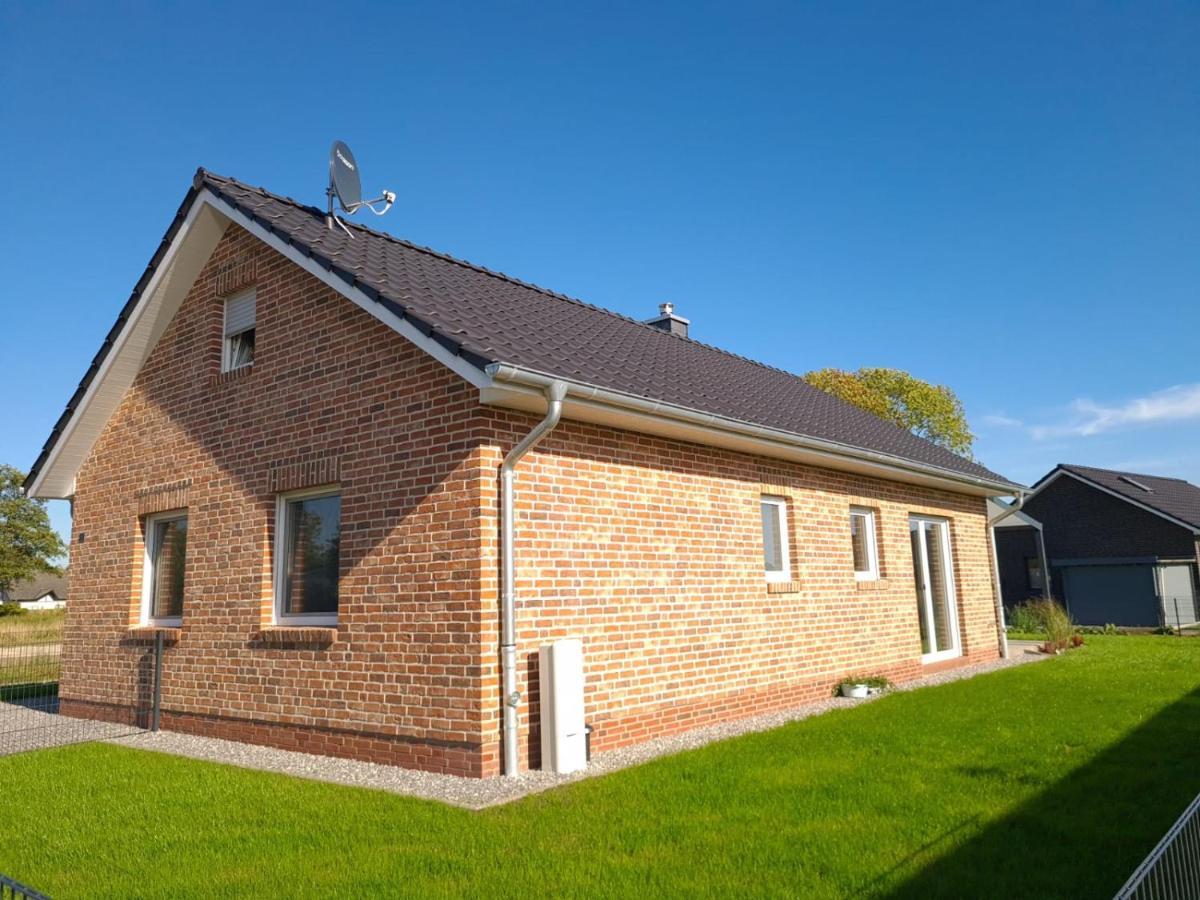 Haus Kuestenbrise - Urlaub Mit Hund An Der Kueste Mit Eigenen Garten, Sauna Und Gemuetlichen Kaminfeuer Schweiburg Ngoại thất bức ảnh